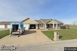 109 Carlyle Rd, Bartelso, IL 62218