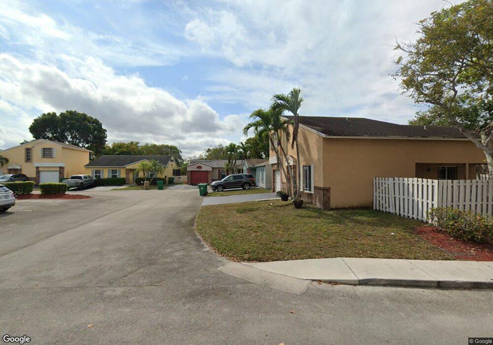 14640 S Beckley Square, Davie, FL 33325 - photo 1