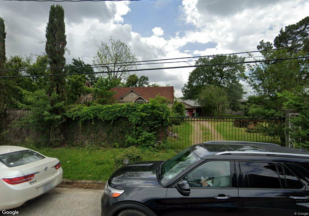 959 Fisher St, Houston, TX 77018 - photo 1