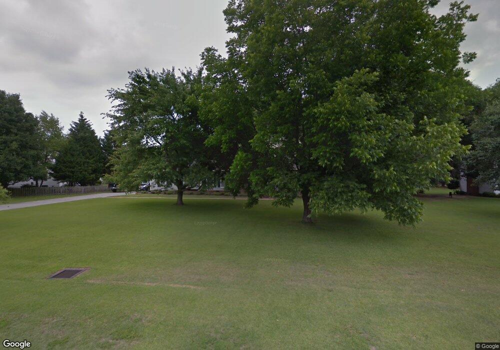 1023 Wt Ross Rd, Williamston, NC 27892 - photo 1