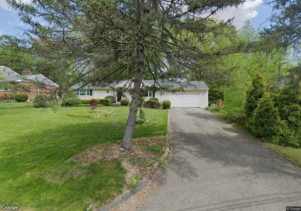 18 Lantern Hill Rd, Trumbull, CT 06611 - photo 1