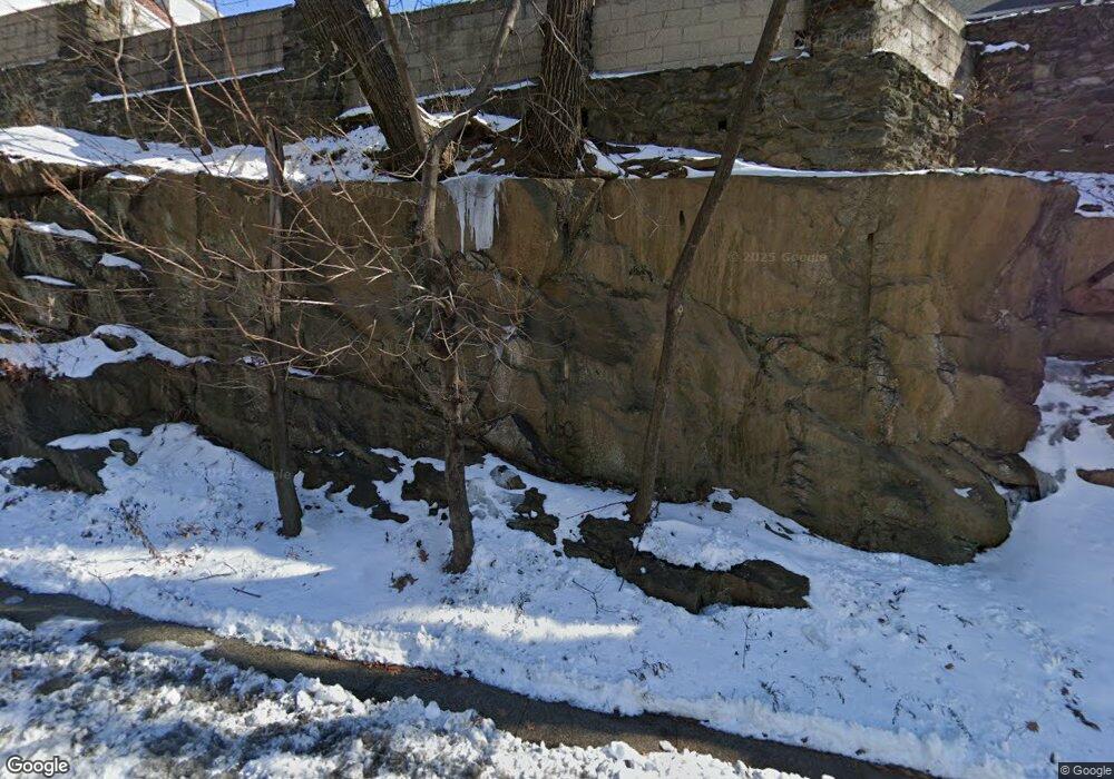 276 van Cortlandt Park Ave, Yonkers, NY 10705 - photo 1