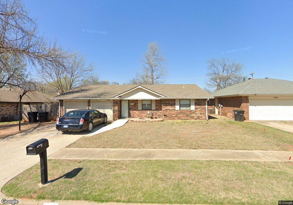 1405 NE 3rd St, Moore, OK 73160 - photo 1