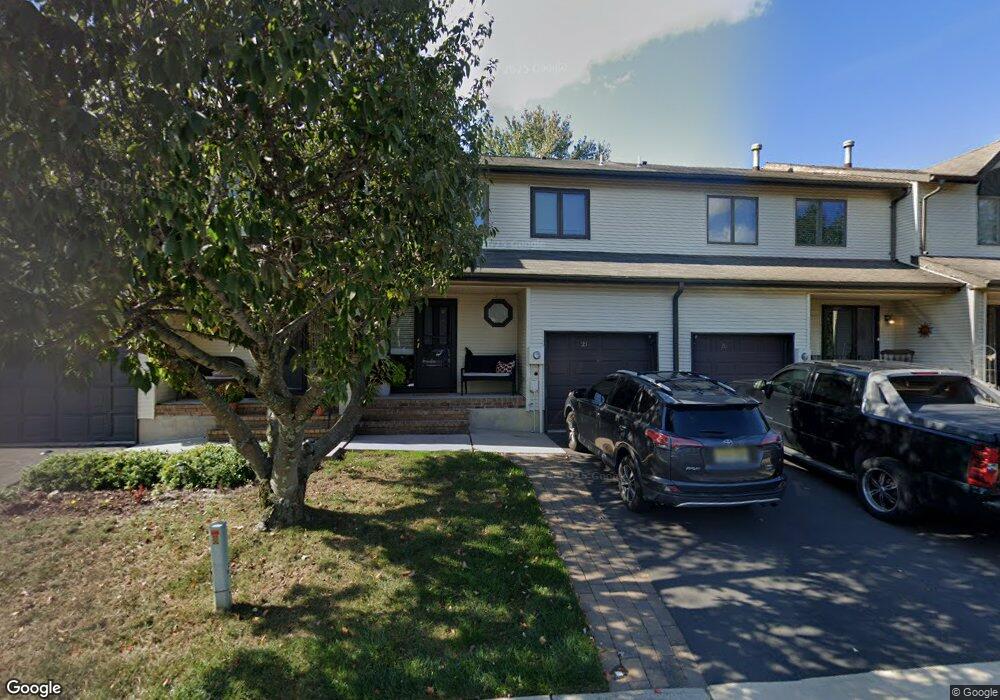 21 Maple Ct, Flemington, NJ 08822 - photo 1