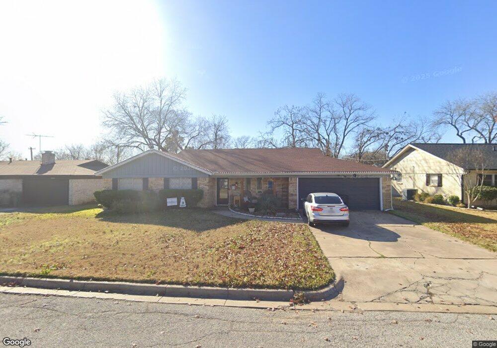 5313 Topper Dr, North Richland Hills, TX 76180 - photo 1