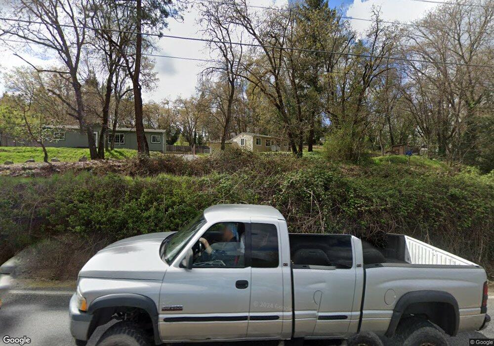 2210 Cloverlawn Dr, Grants Pass, OR 97527 - photo 1