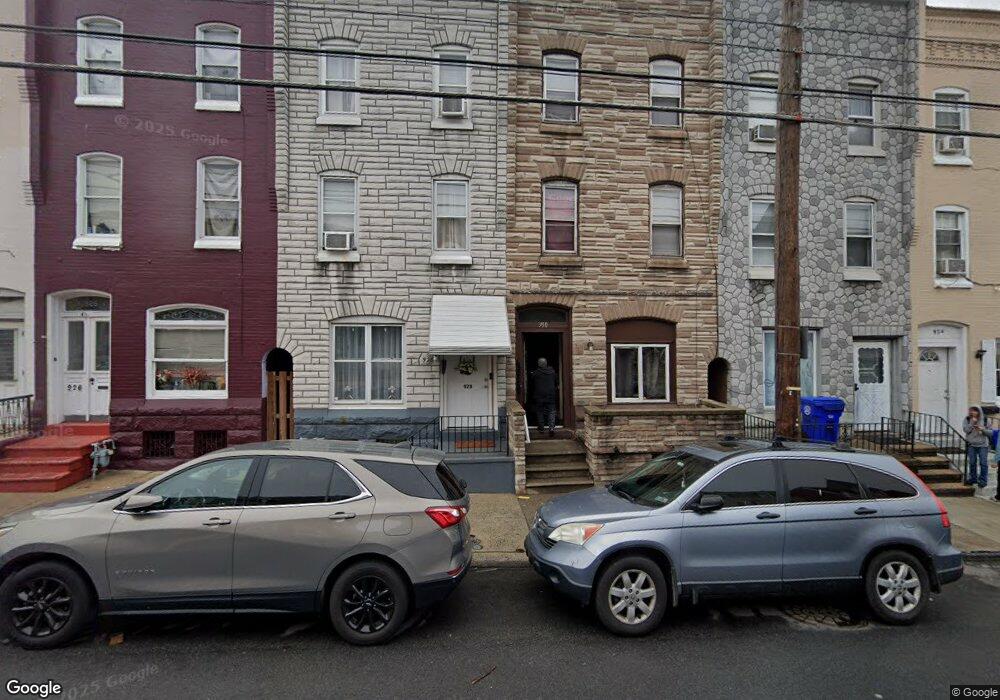 930 N 10th St, Reading, PA 19604 - photo 1