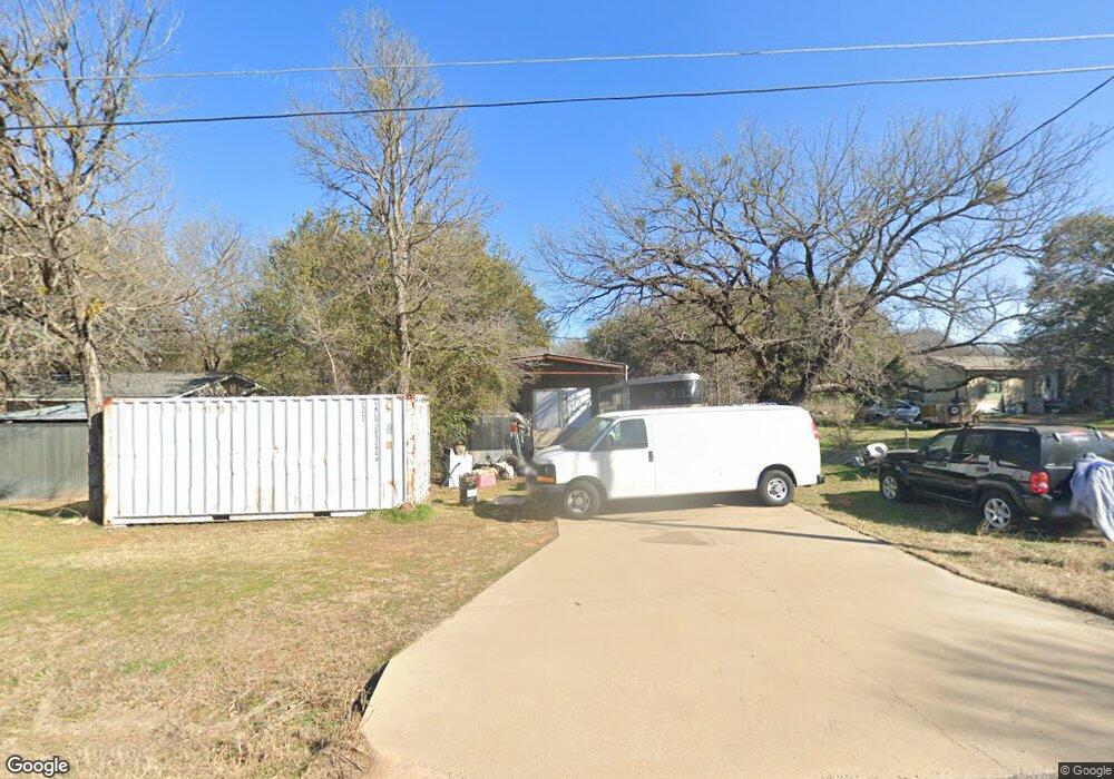 409 Gilliam Ct, Granbury, TX 76049 - photo 1