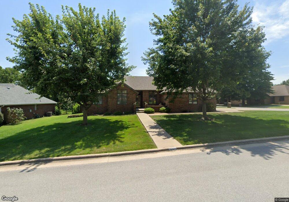 702 E Meramec Ln, Nixa, MO 65714 - photo 1