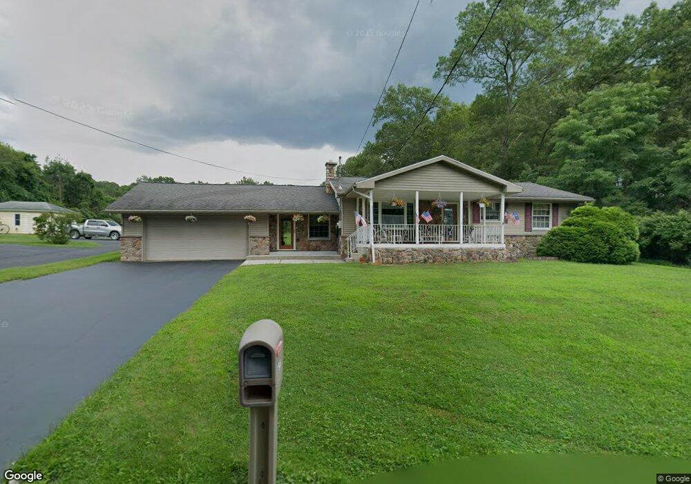 506 Chapman St, Jim Thorpe, PA 18229 - photo 1