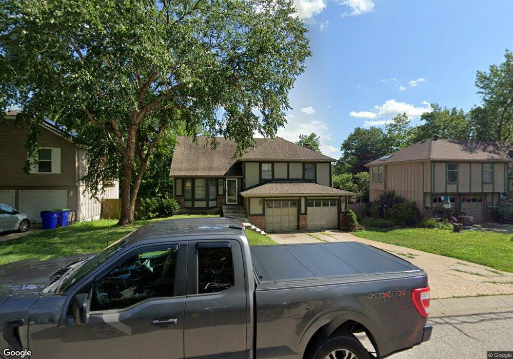 10233 W 50th Terrace, Shawnee, KS 66203 - photo 1