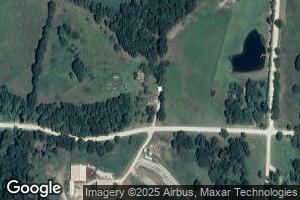 2405 E Thomas Hill Rd, Sturgeon, MO 65284