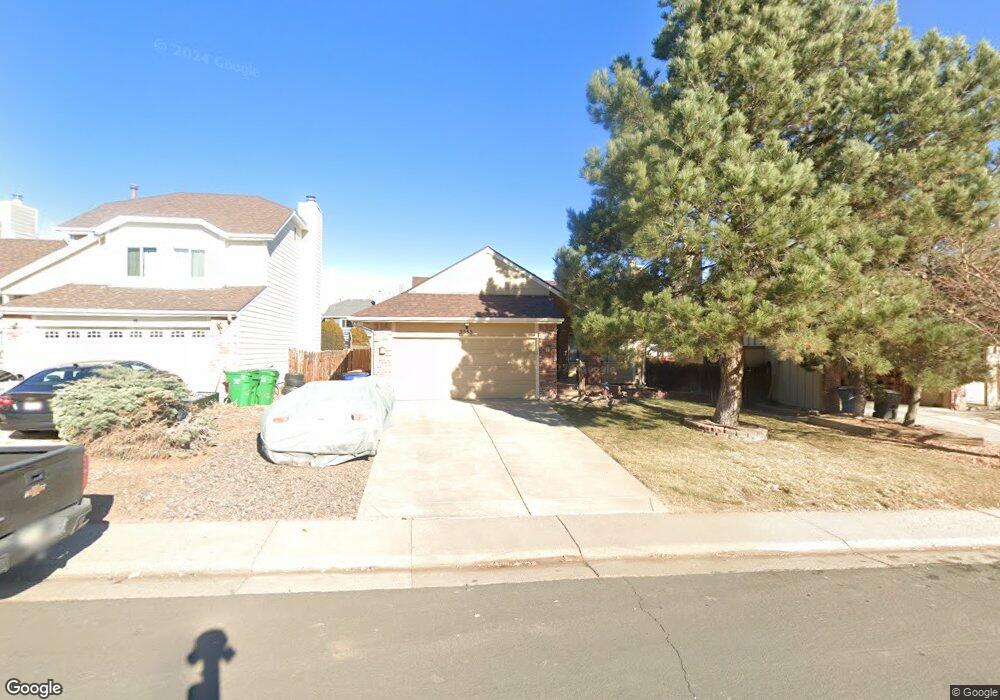 3553 S Gibraltar Cir, Aurora, CO 80013 - photo 1