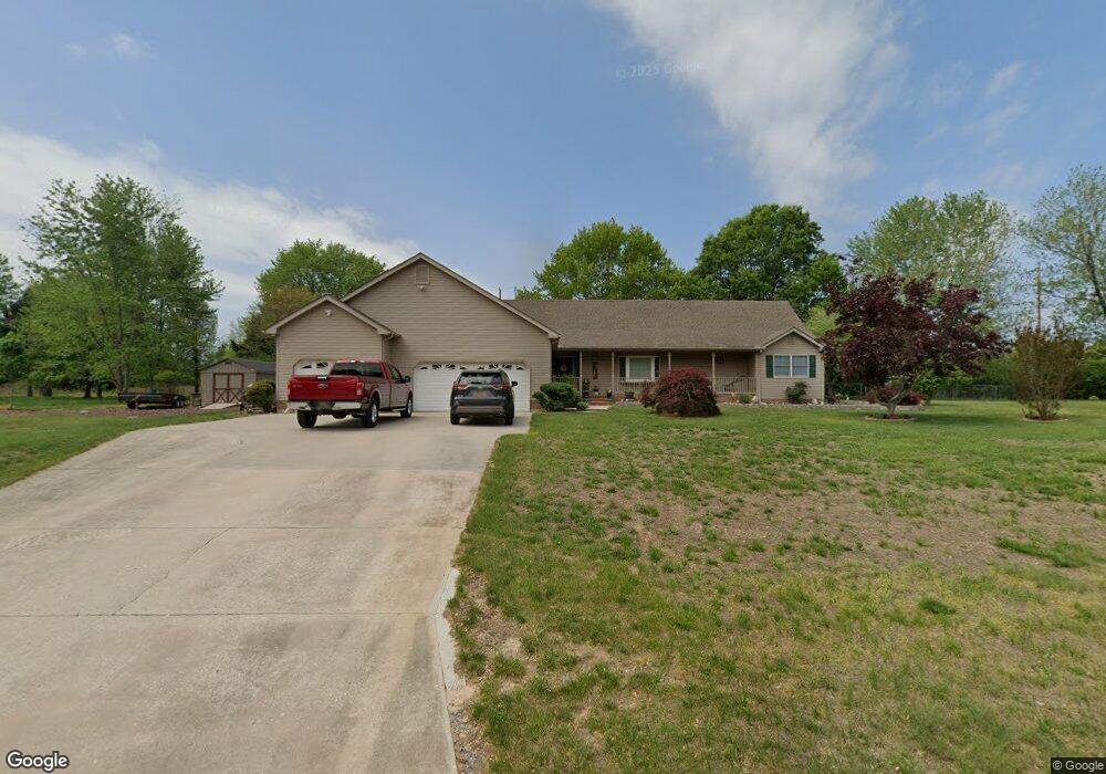 102 Lake Front Dr, Dover, DE 19904 - photo 1