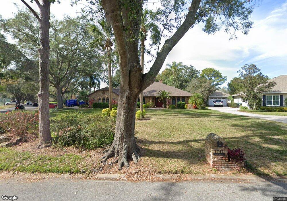 1742 Maple Leaf Dr, Windermere, FL 34786 - photo 1