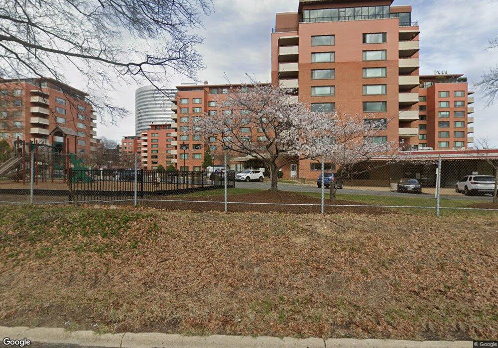 1011 Arlington Blvd unit 1011, Arlington, VA 22209 - photo 1