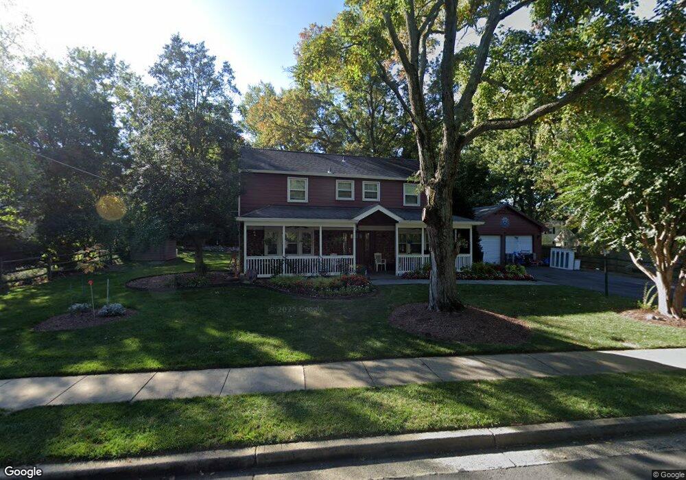 12741 Milan Ln, Fairfax, VA 22033 - photo 1