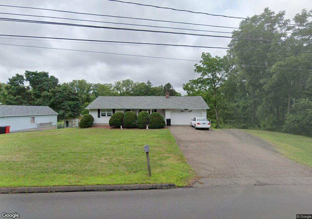 1149 S Curtis St, Wallingford, CT 06492 - photo 1