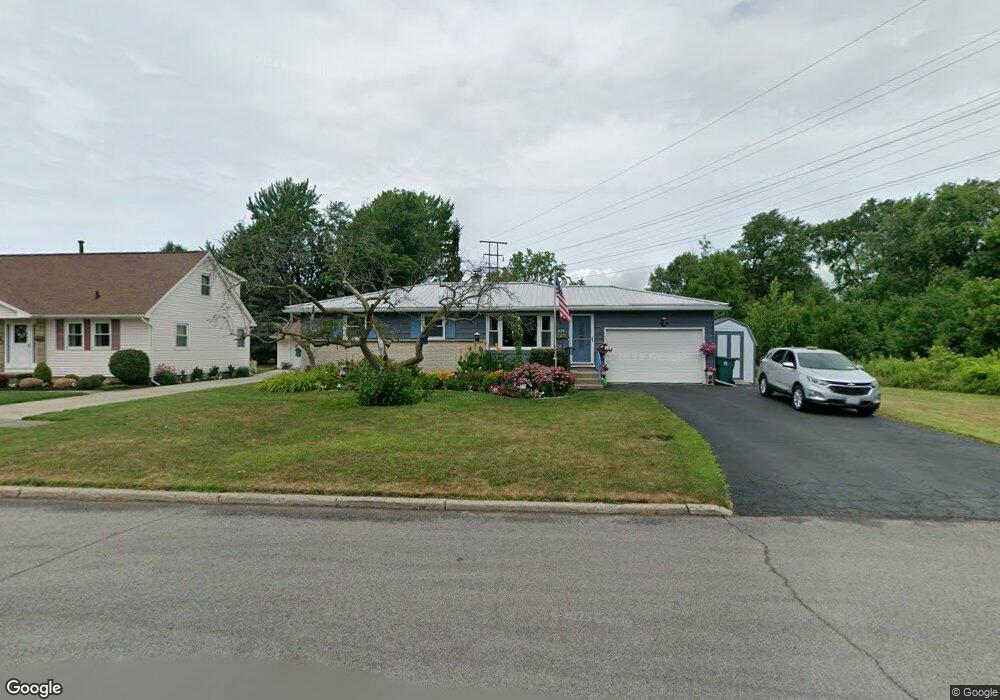 424 Rosebrock St, North Tonawanda, NY 14120 - photo 1