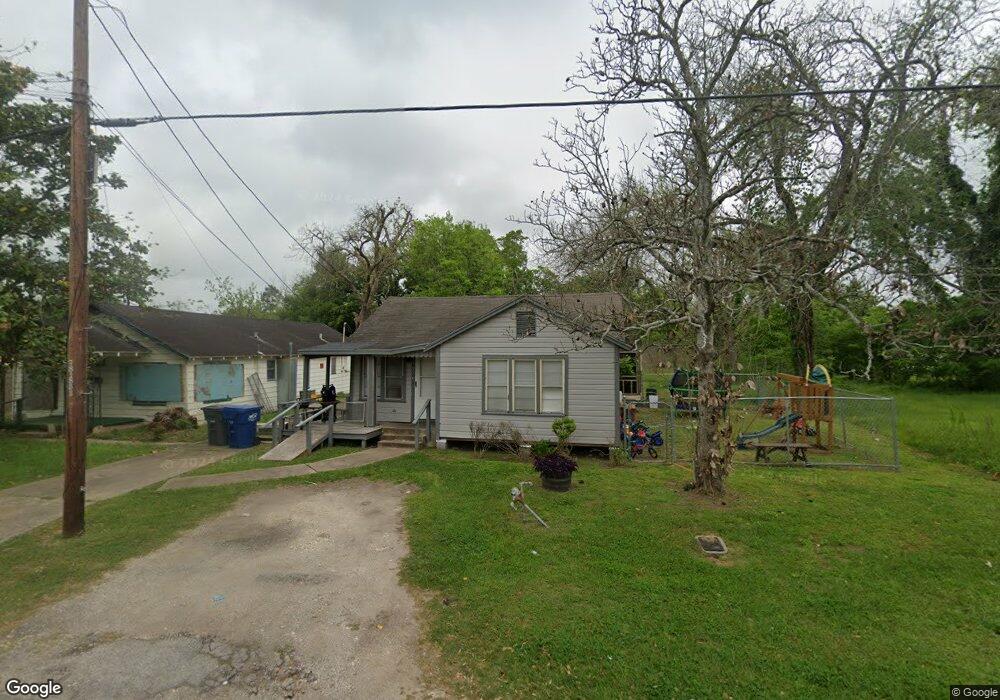 1305 Duncan St, Bay City, TX 77414 - photo 1