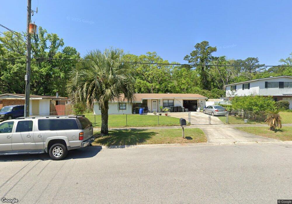 2540 Hugh Edwards Dr, Jacksonville, FL 32210 - photo 1