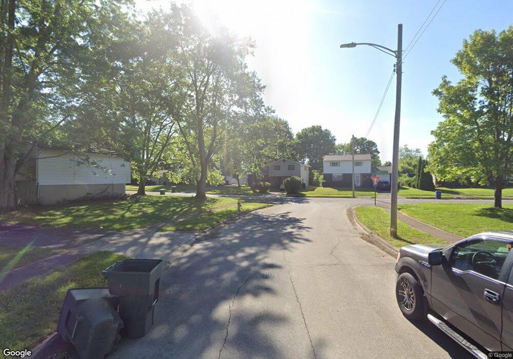 2549 Brownfield Ct, Columbus, OH 43232 - photo 1