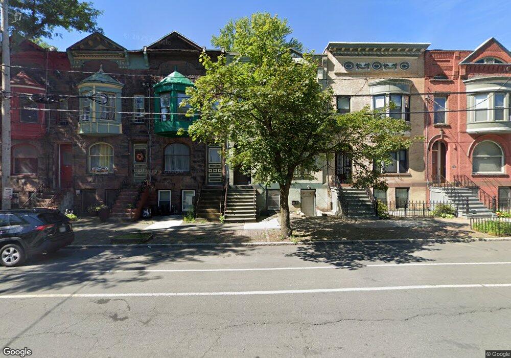 442 Clinton Ave unit 2, Albany, NY 12206 - photo 1