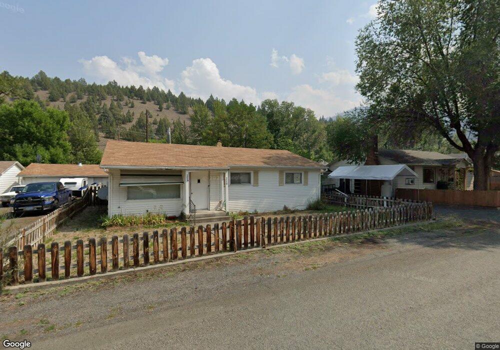 220 N Humbolt St, Canyon City, OR 97820 - photo 1