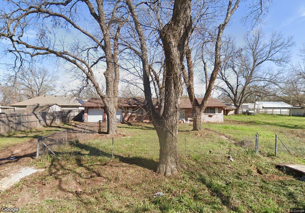 111 Sunflower Dr, Weatherford, TX 76087 - photo 1