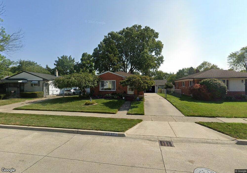 26382 Groveland St, Roseville, MI 48066 - photo 1