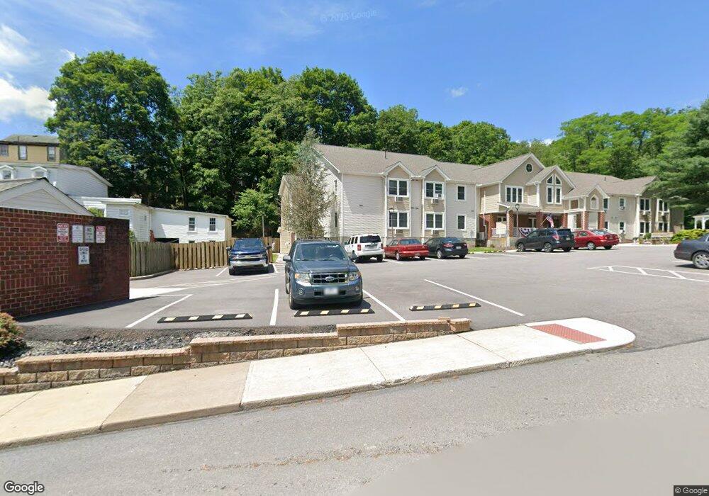 404 Pitt St, Tamaqua, PA 18252 - photo 1