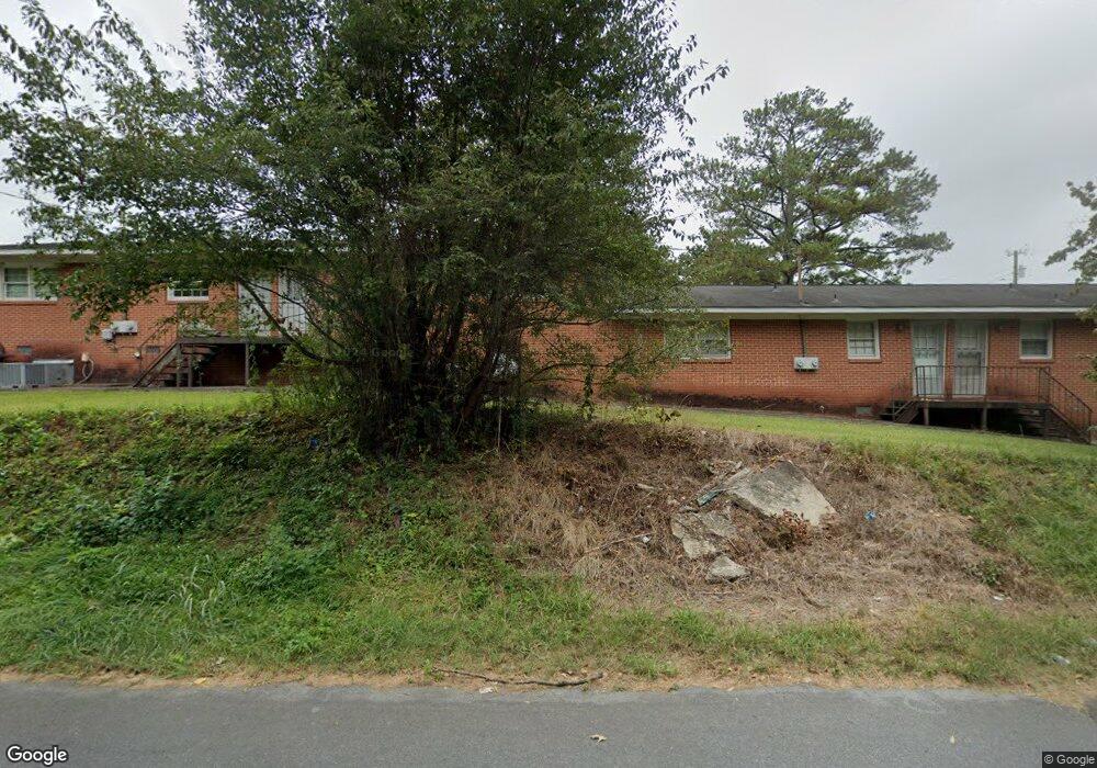 204 Columbus Cir NE, Calhoun, GA 30701 - photo 1