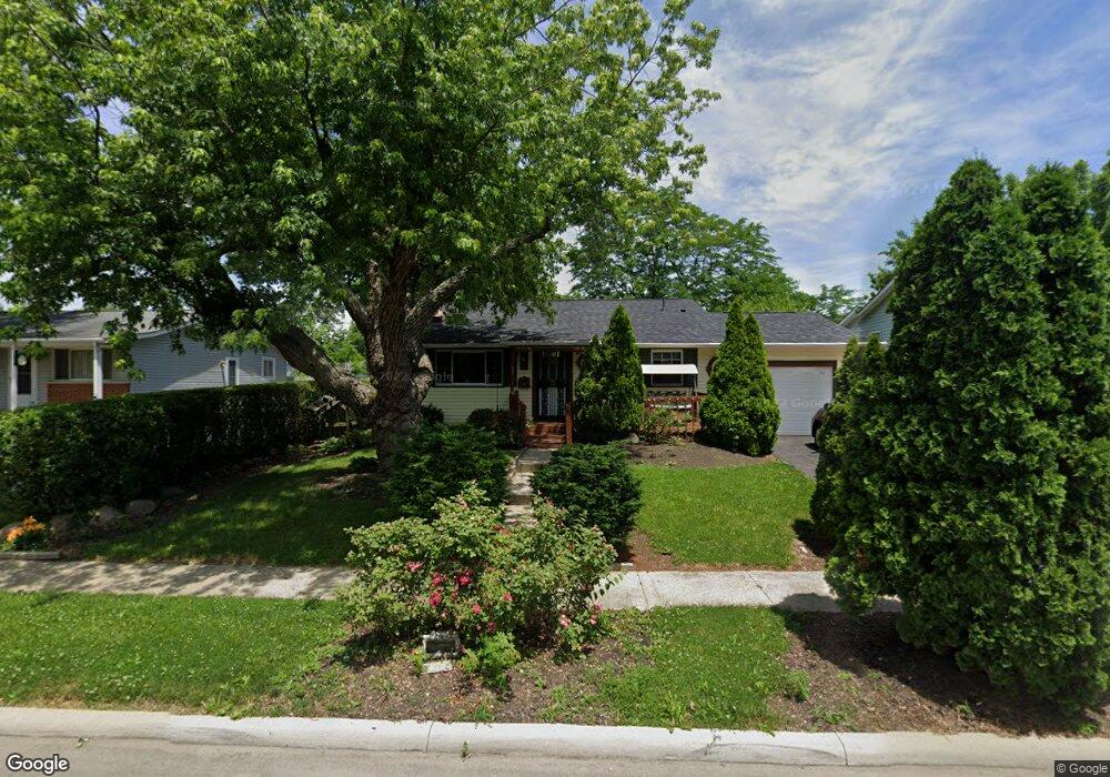 1366 Tiverton Square N, Columbus, OH 43229 - photo 1