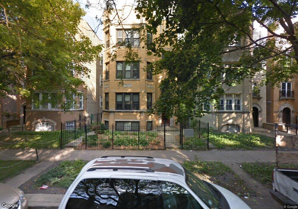 6127 N Washtenaw Ave unit 2, Chicago, IL 60659 - photo 1