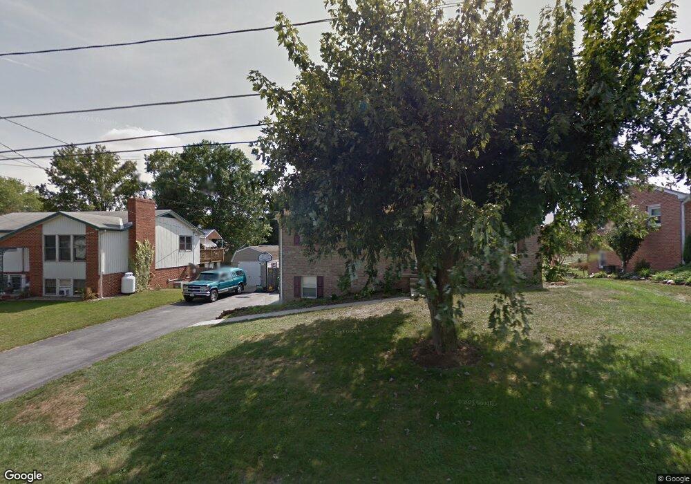 3908 Ricklyn Dr, Chambersburg, PA 17202 - photo 1