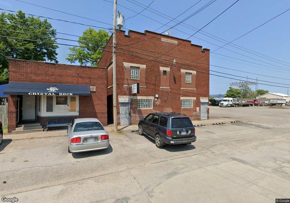 2217 E 28th St, Lorain, OH 44055 - photo 1