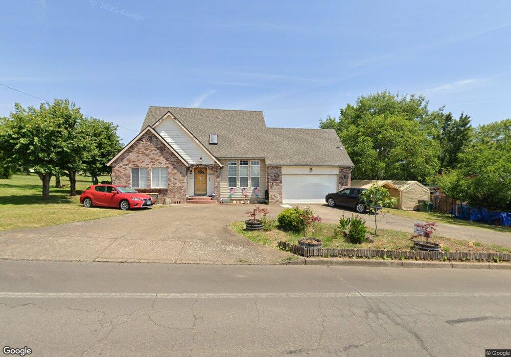 520 SW 5th St, Dundee, OR 97115 - photo 1