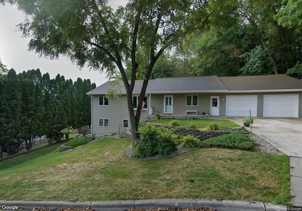 1239 4th St S, New Ulm, MN 56073 - photo 1