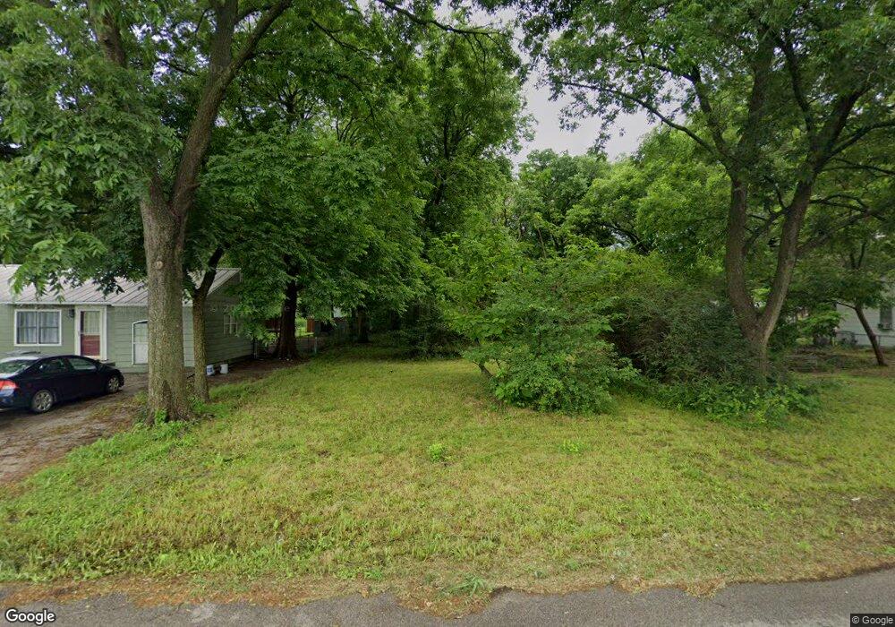 208 13th Ave NE, Ardmore, OK 73401 - photo 1