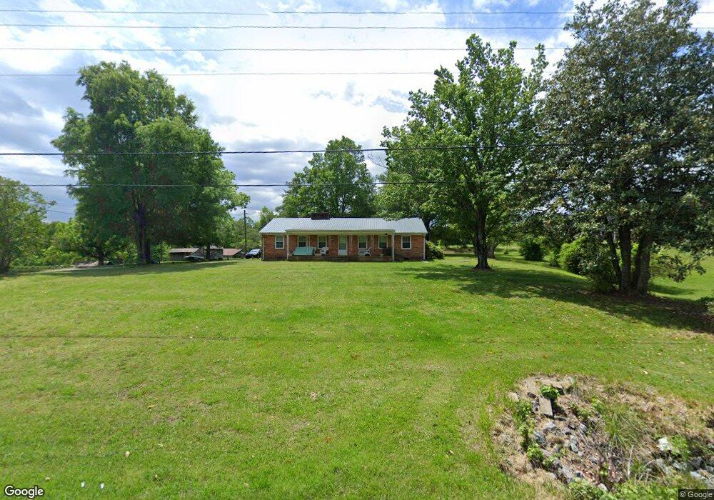 2607 E Kivett Dr, High Point, NC 27260 - photo 1