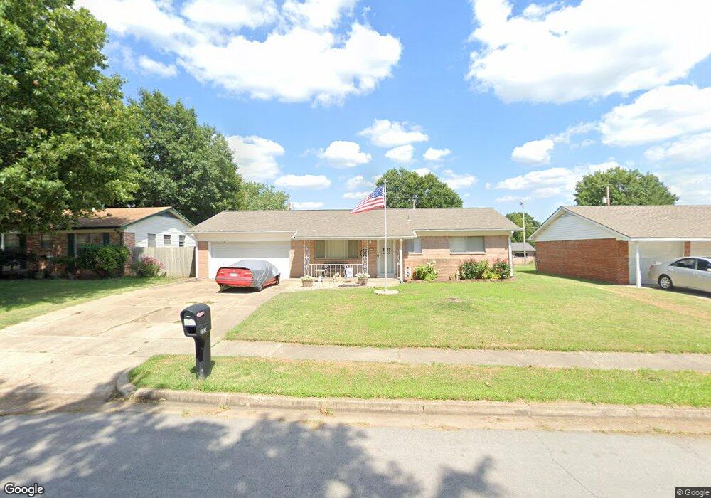 1133 N Gum Ave, Broken Arrow, OK 74012 - photo 1