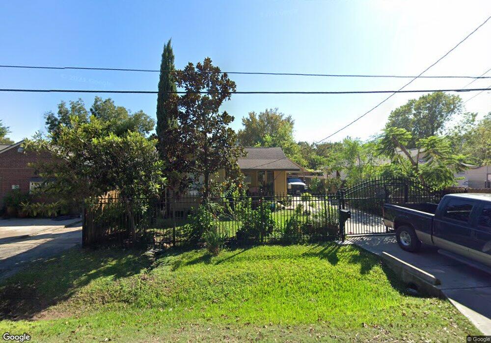 226 Fichter St, Houston, TX 77022 - photo 1