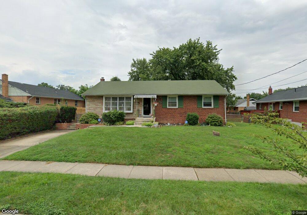 8002 Legation Rd, New Carrollton, MD 20784 - photo 1