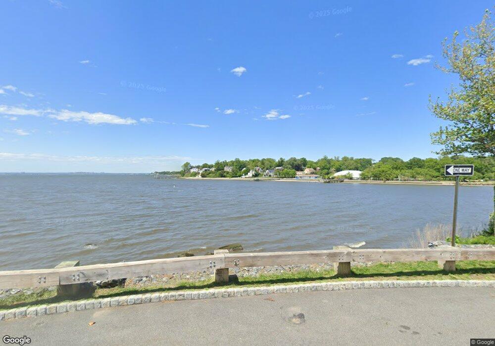 19-57 Shore Rd, Little Neck, NY 11363 - photo 1