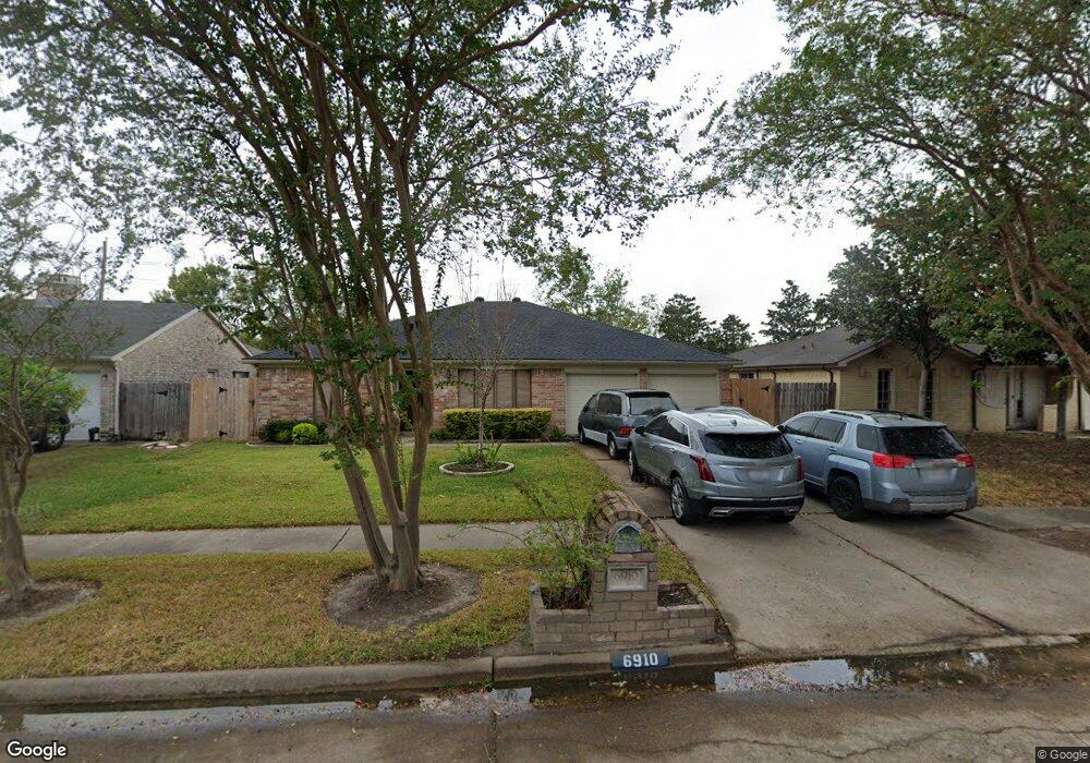 6910 Northleaf Dr, Houston, TX 77086 - photo 1