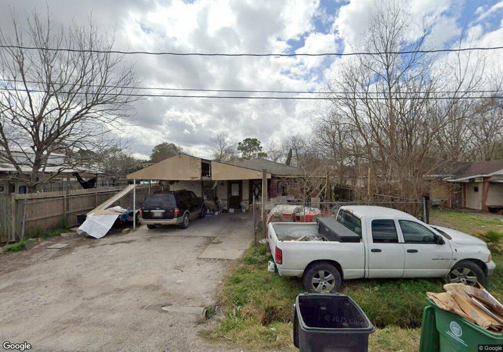 6326 Sloan St, Houston, TX 77087 - photo 1