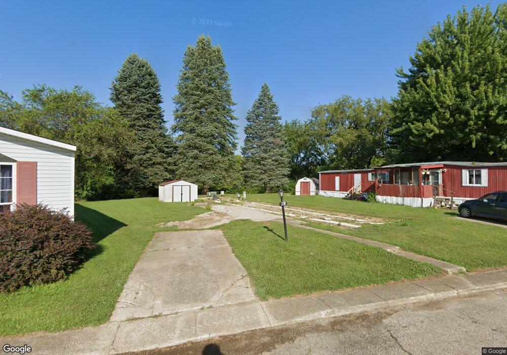 138 Villa Dr, Circleville, OH 43113 - photo 1