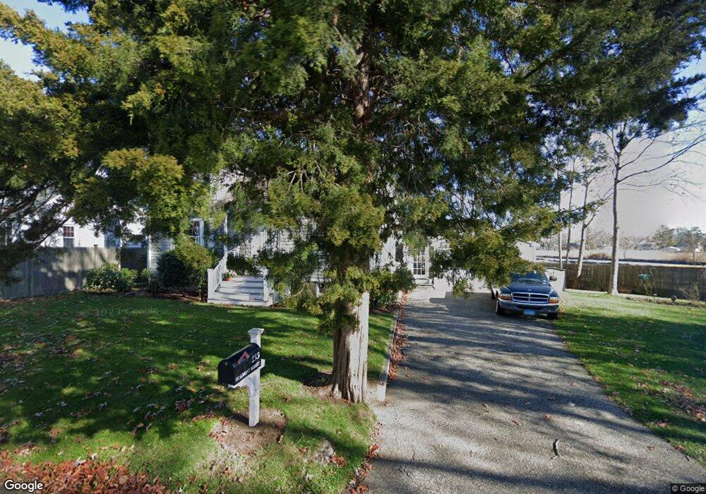 233 Beaumont St, Fairfield, CT 06824 - photo 1