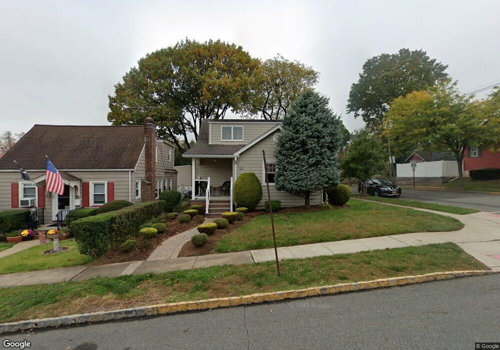 63 Gillespie Rd, Bloomfield, NJ 07003 - photo 1