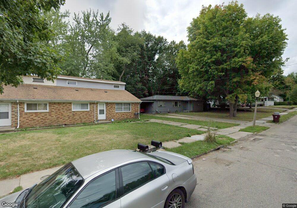 903 Pierce Rd, Lansing, MI 48910 - photo 1